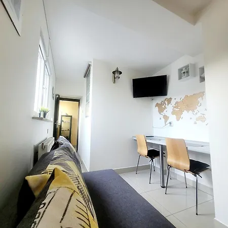 דירה - Centre Main Station 170m *