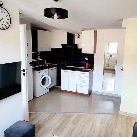 - Centre Main Station 170m *