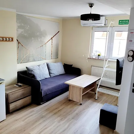 - Centre Main Station 170m Apartmán Gdyně