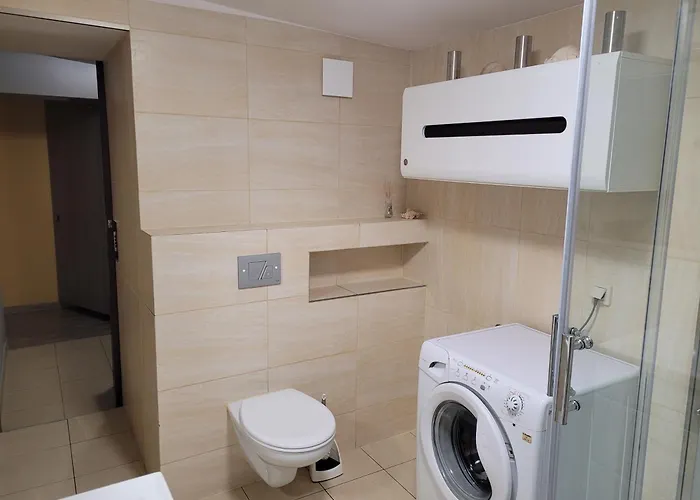 - Centre Main Station 170m * Гдиня