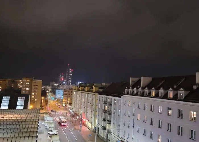 - Centre Main Station 170m *