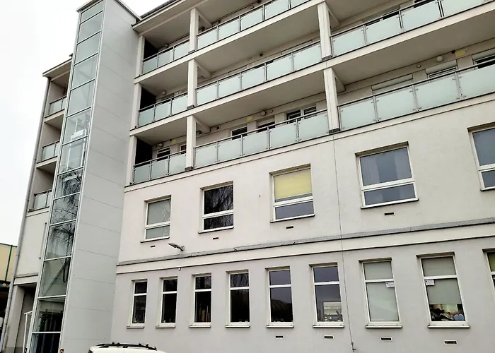 - Centre Main Station 170m Гдиня